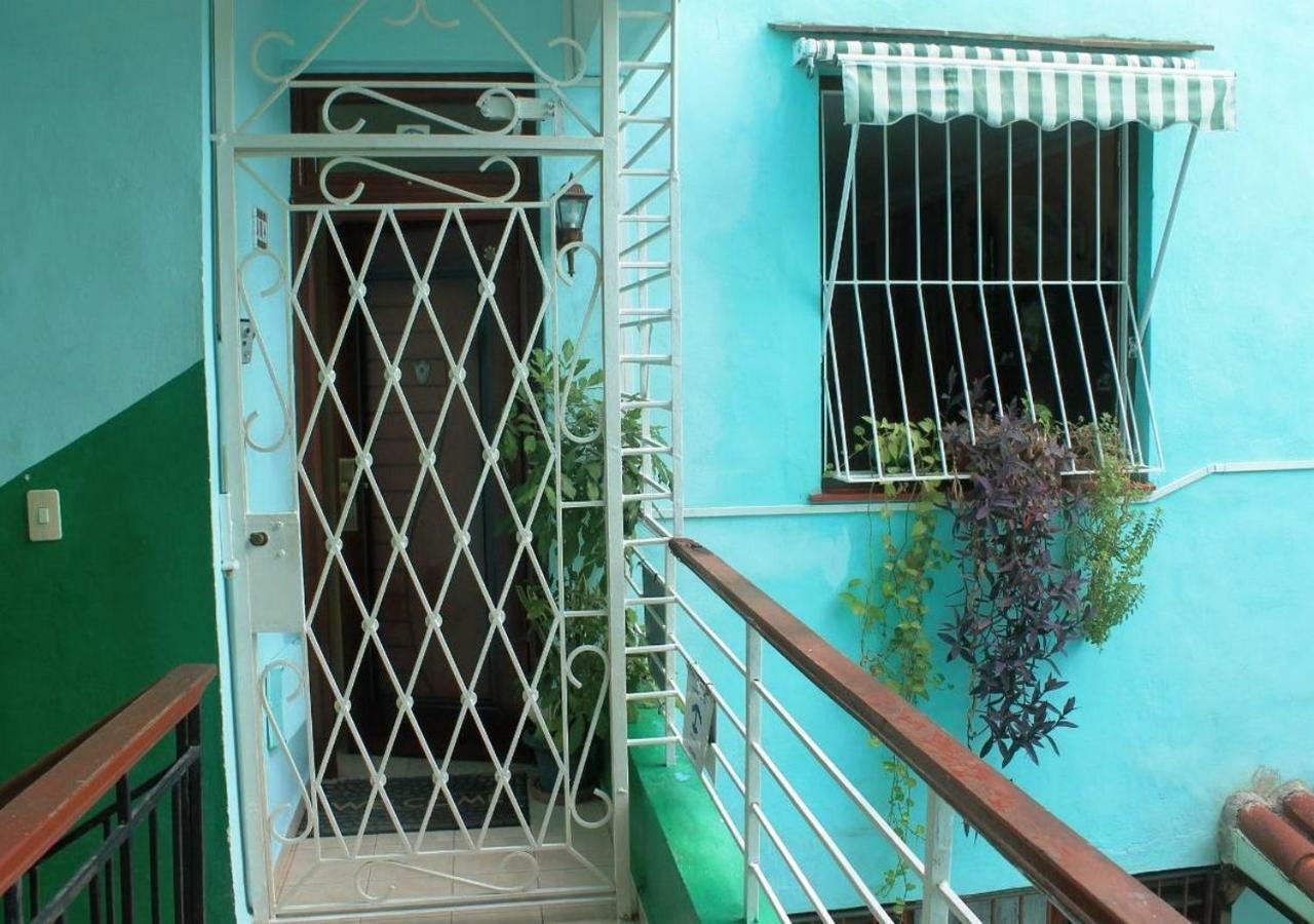 Hostal Yolanda Habana Vieja Havana Exterior foto